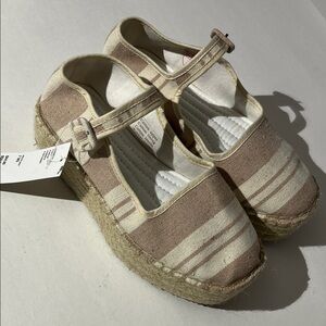 Urban Outfitters Chunky Heel Espadrilles Womens sz 7 Neutral Tan Cream Shoes
